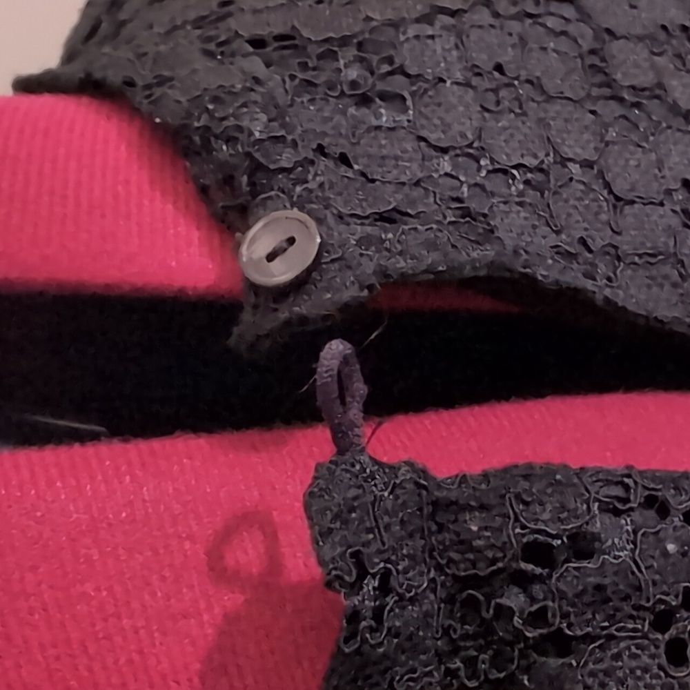 Nanette Lepore| Black Crochet Floral Lace Blouse Top Back Buttoned Polyester - Picture 8 of 15